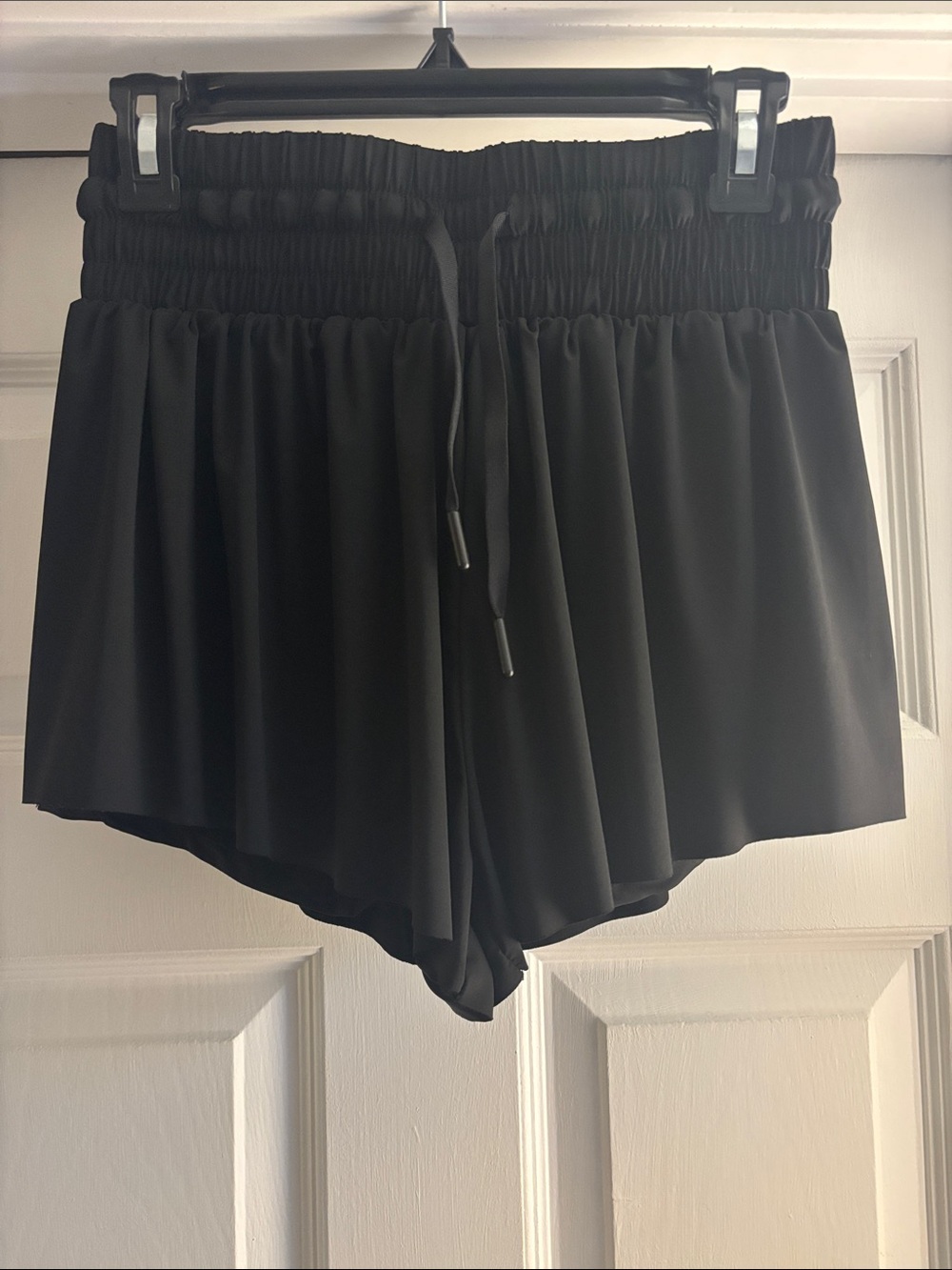 SHEIN Black Smocked Waist Athletic Shorts